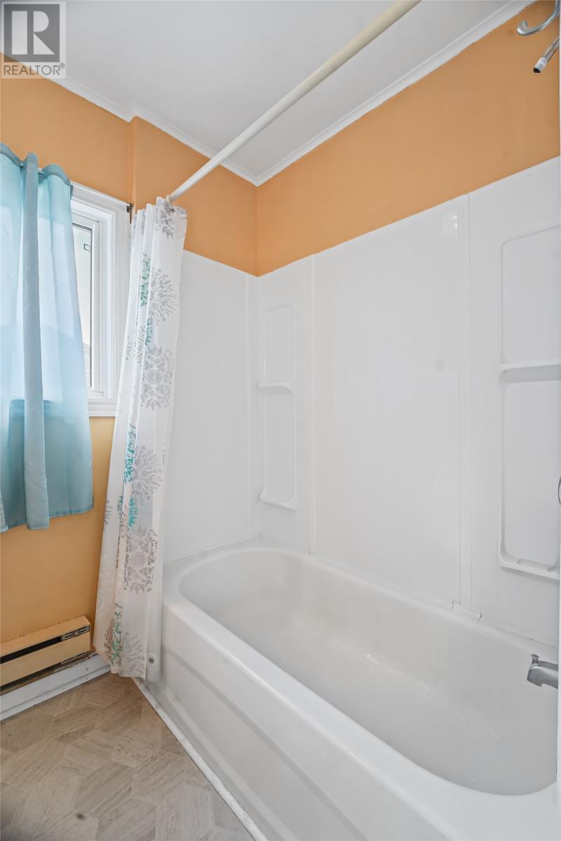 63 Waterford Bridge Road Property Photo 15