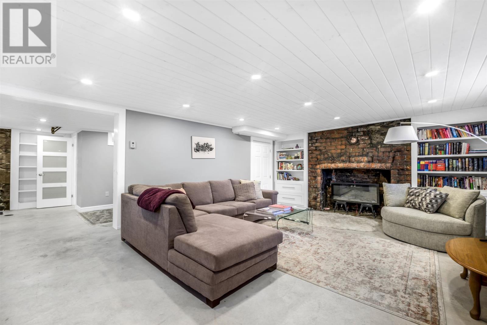 9 Monkstown Road Property Photo 20