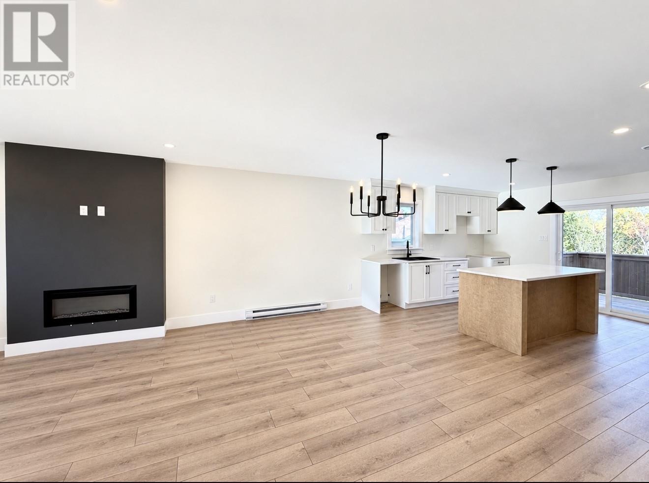 1490 Thorburn Road Property Photo 2