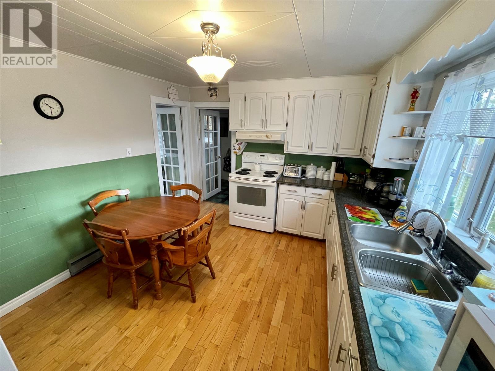 2 Patrick Street Property Photo 8