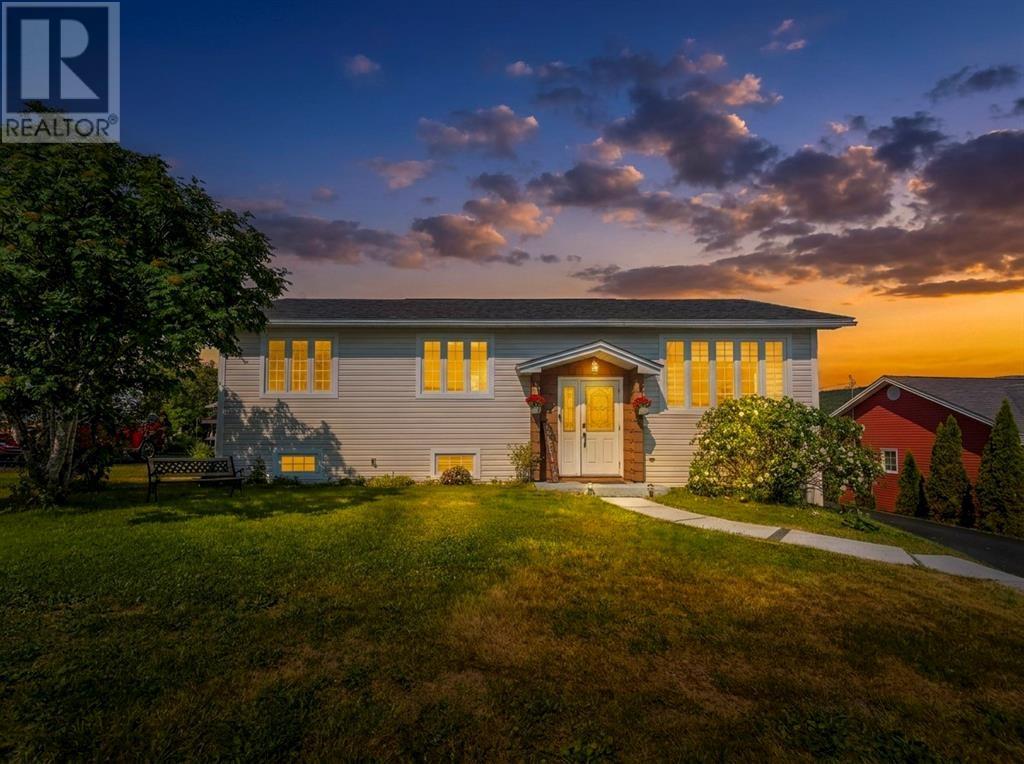 7 Leslie Street Property Photo 1