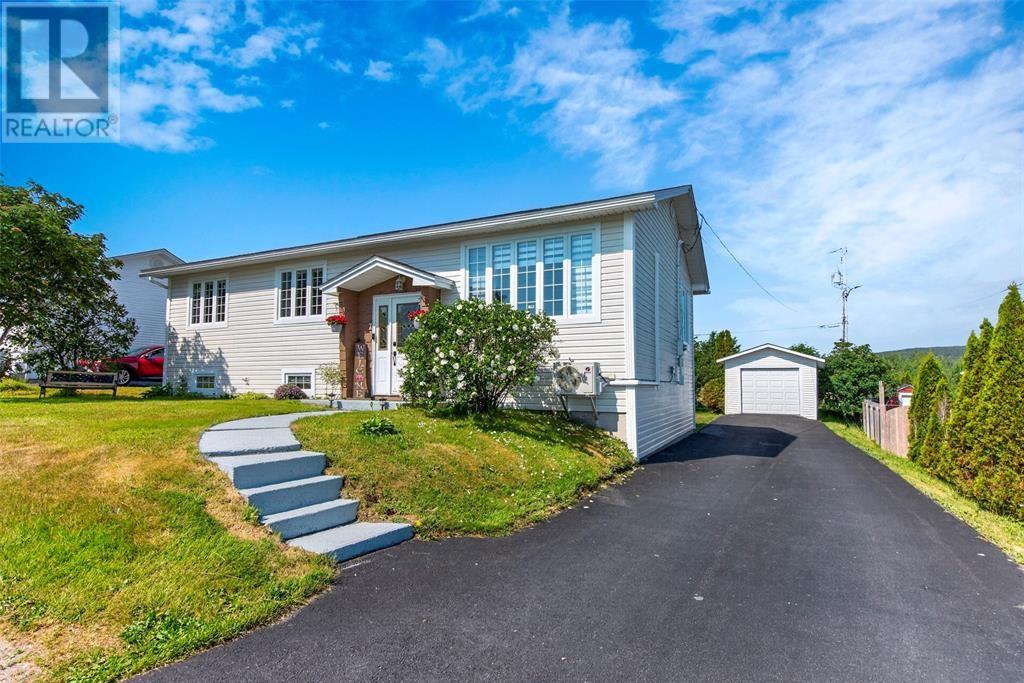 7 Leslie Street Property Photo 7