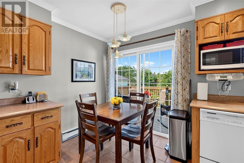 7 Leslie Street Property Photo 30