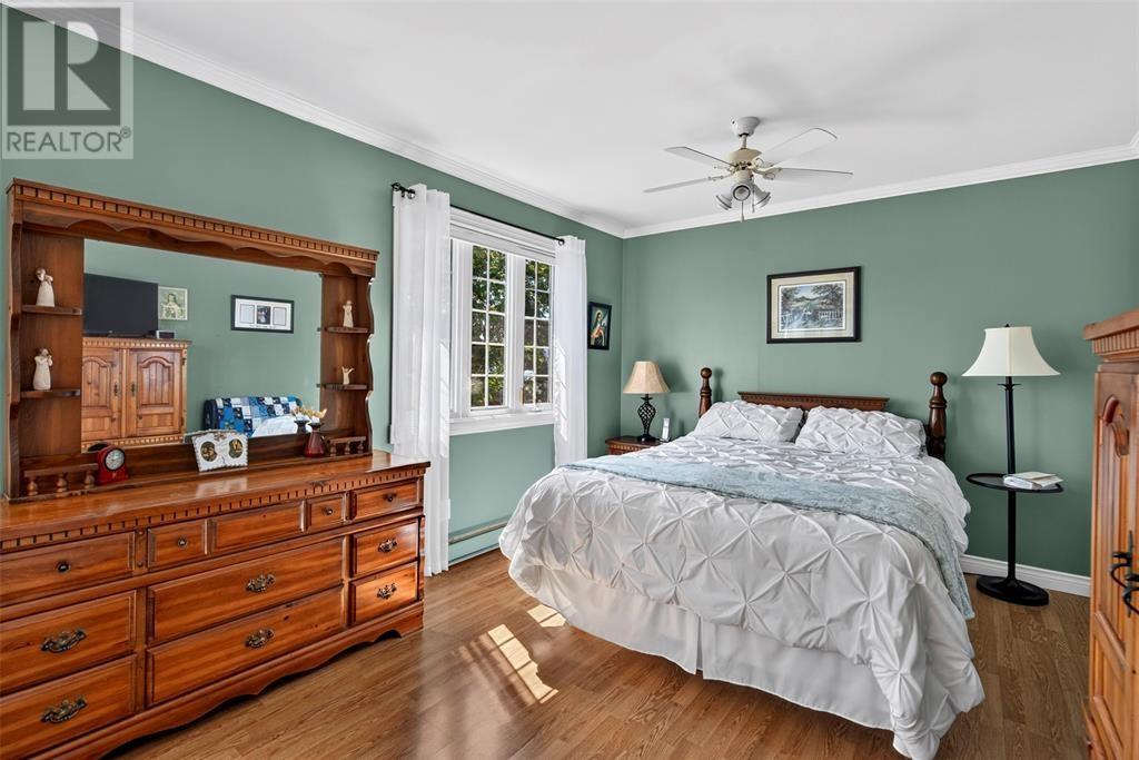 7 Leslie Street Property Photo 36