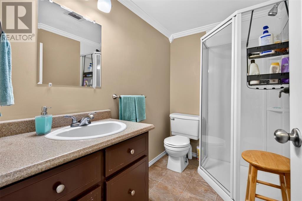 7 Leslie Street Property Photo 46