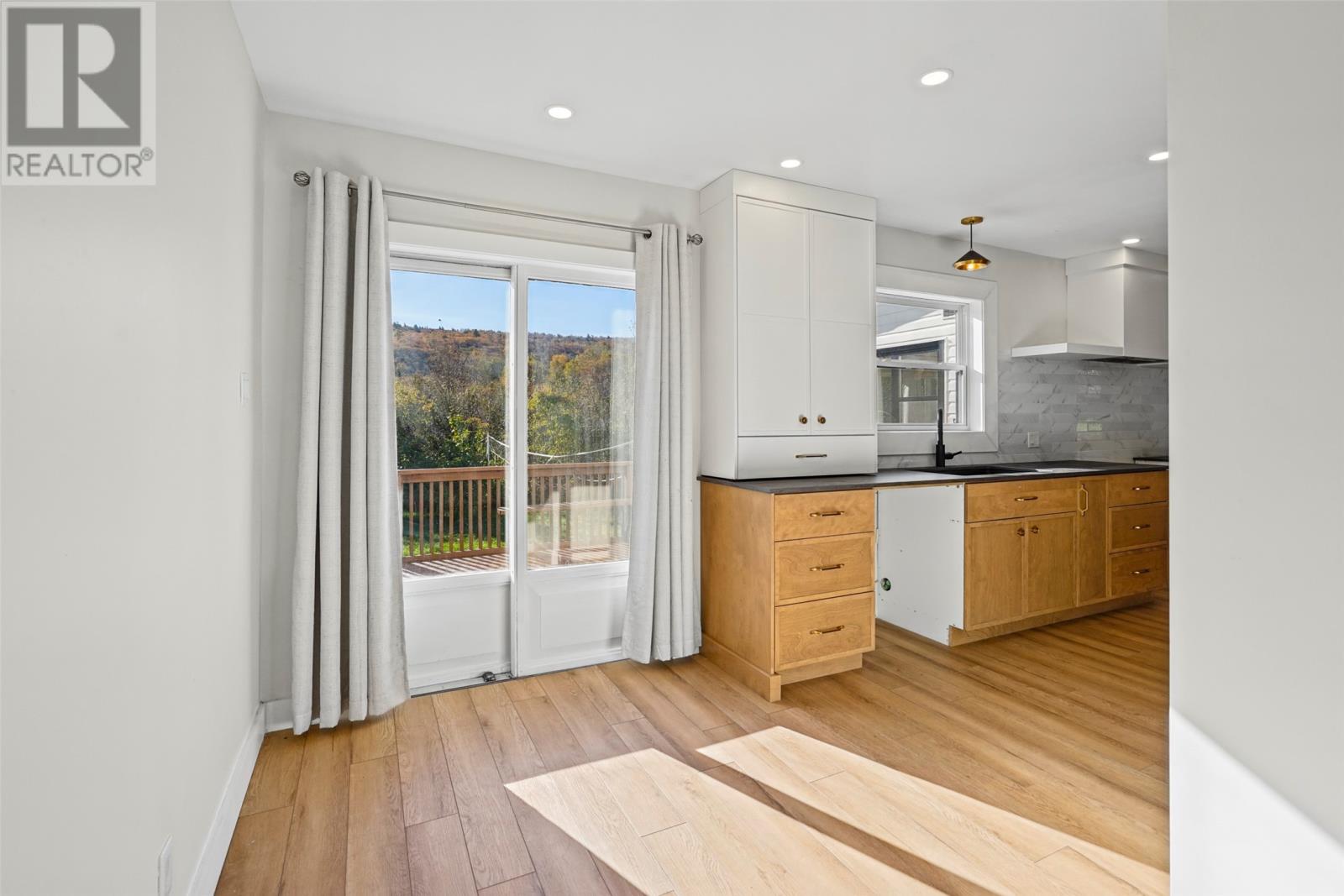44-48 Beach Avenue Property Photo 14