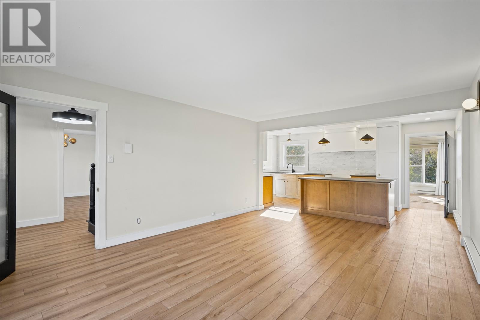 44-48 Beach Avenue Property Photo 23