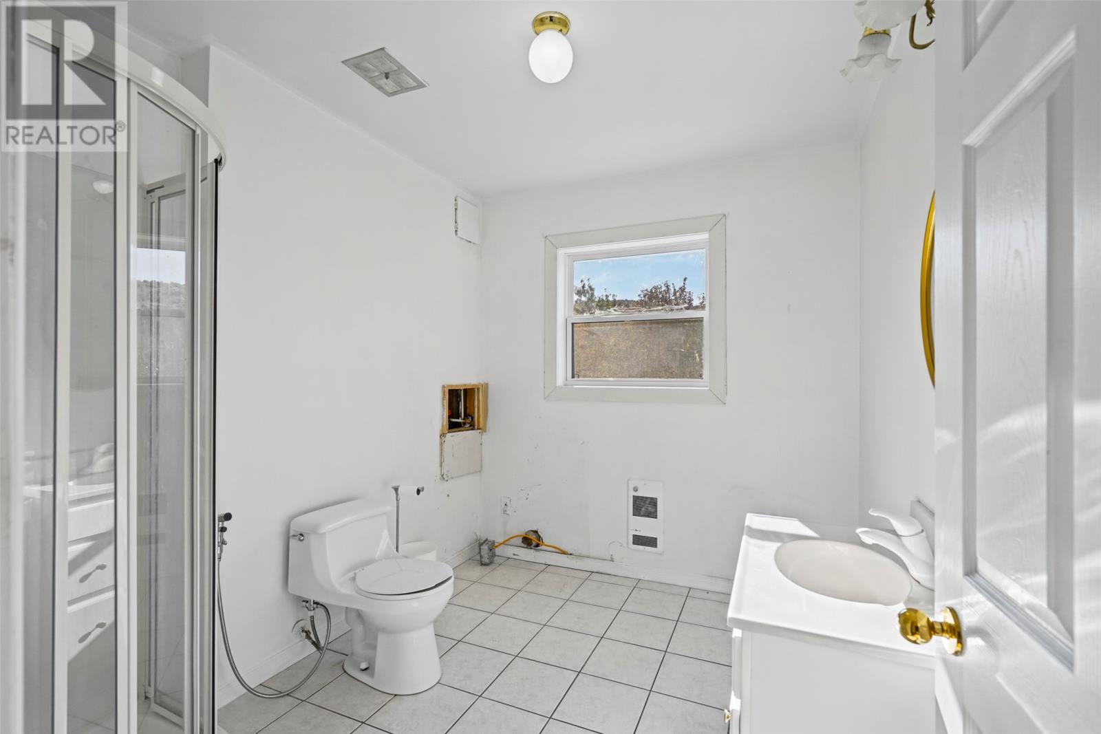 44-48 Beach Avenue Property Photo 27