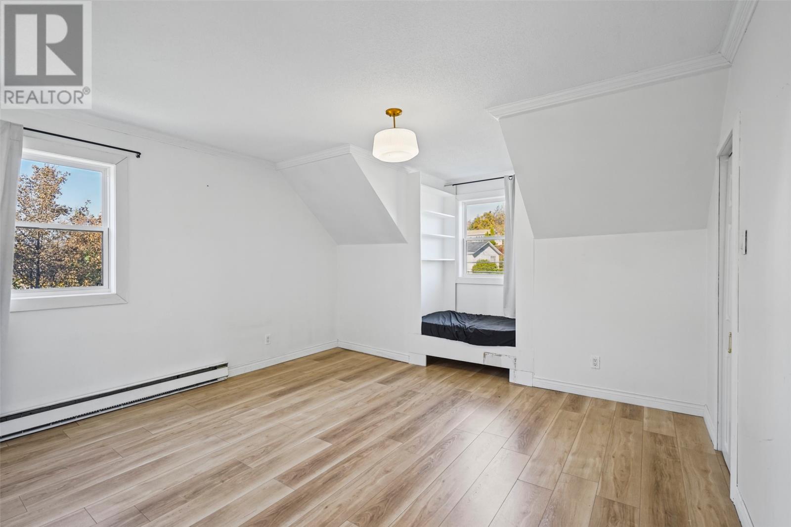 44-48 Beach Avenue Property Photo 39