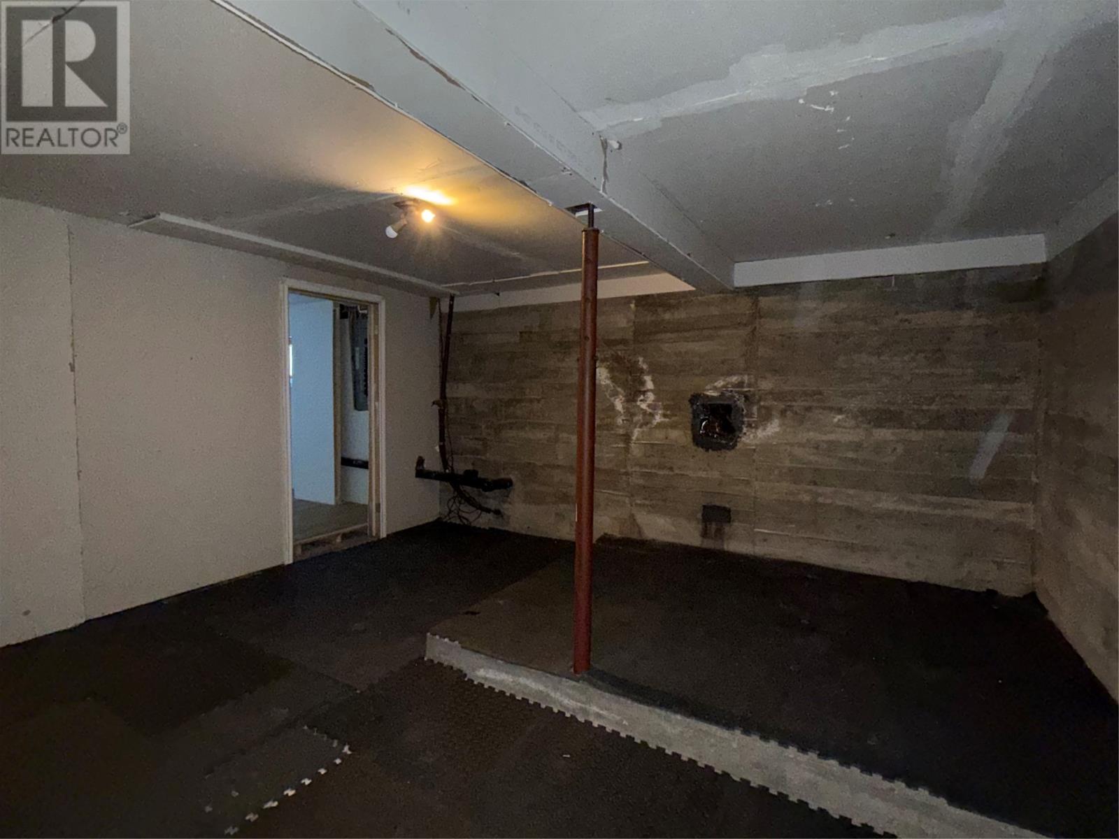 44-48 Beach Avenue Property Photo 48
