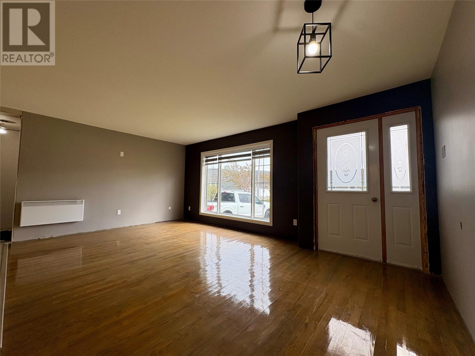 32 Main Street Property Photo 12