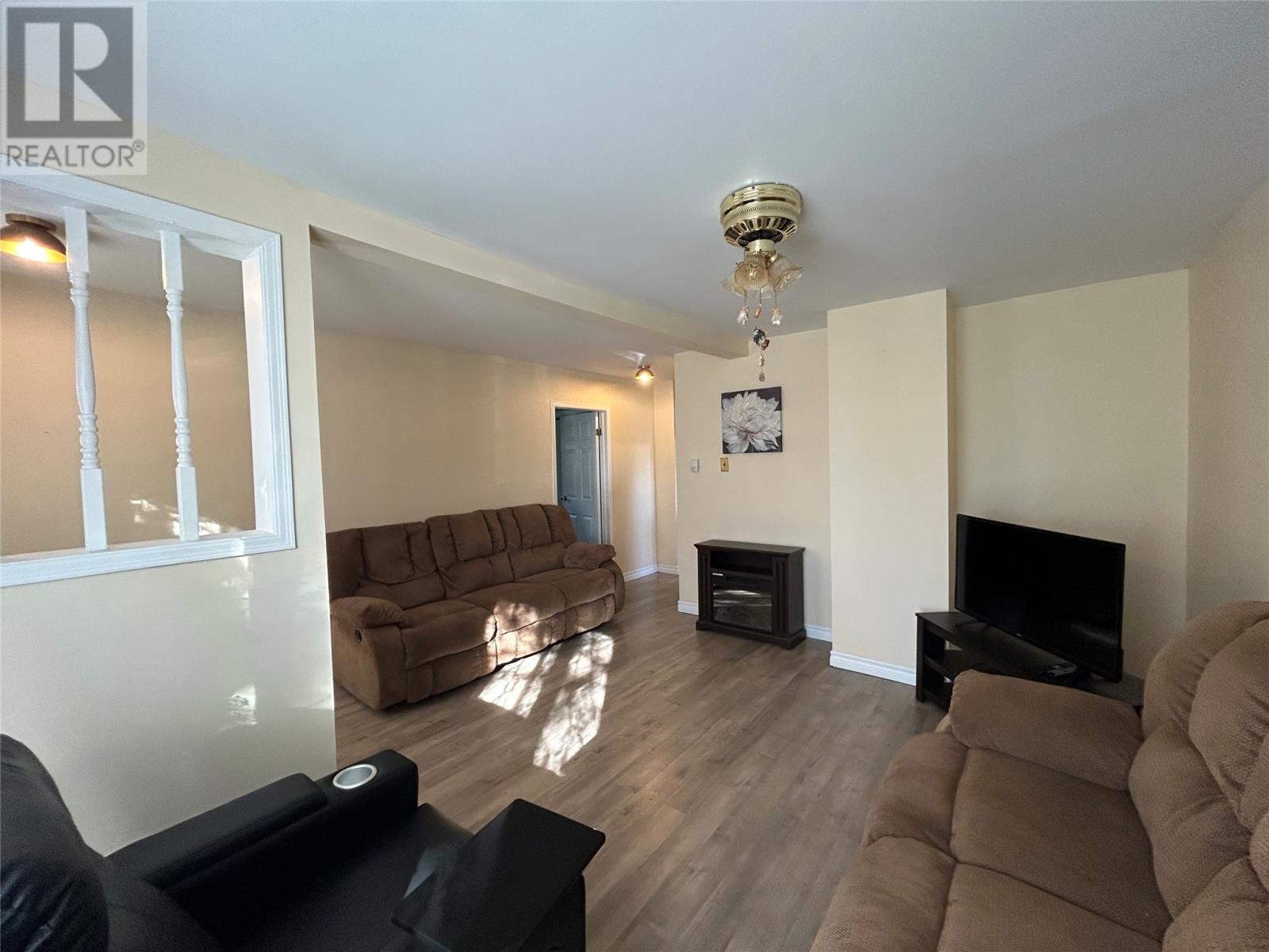 10 Whitmore Street Property Photo 10