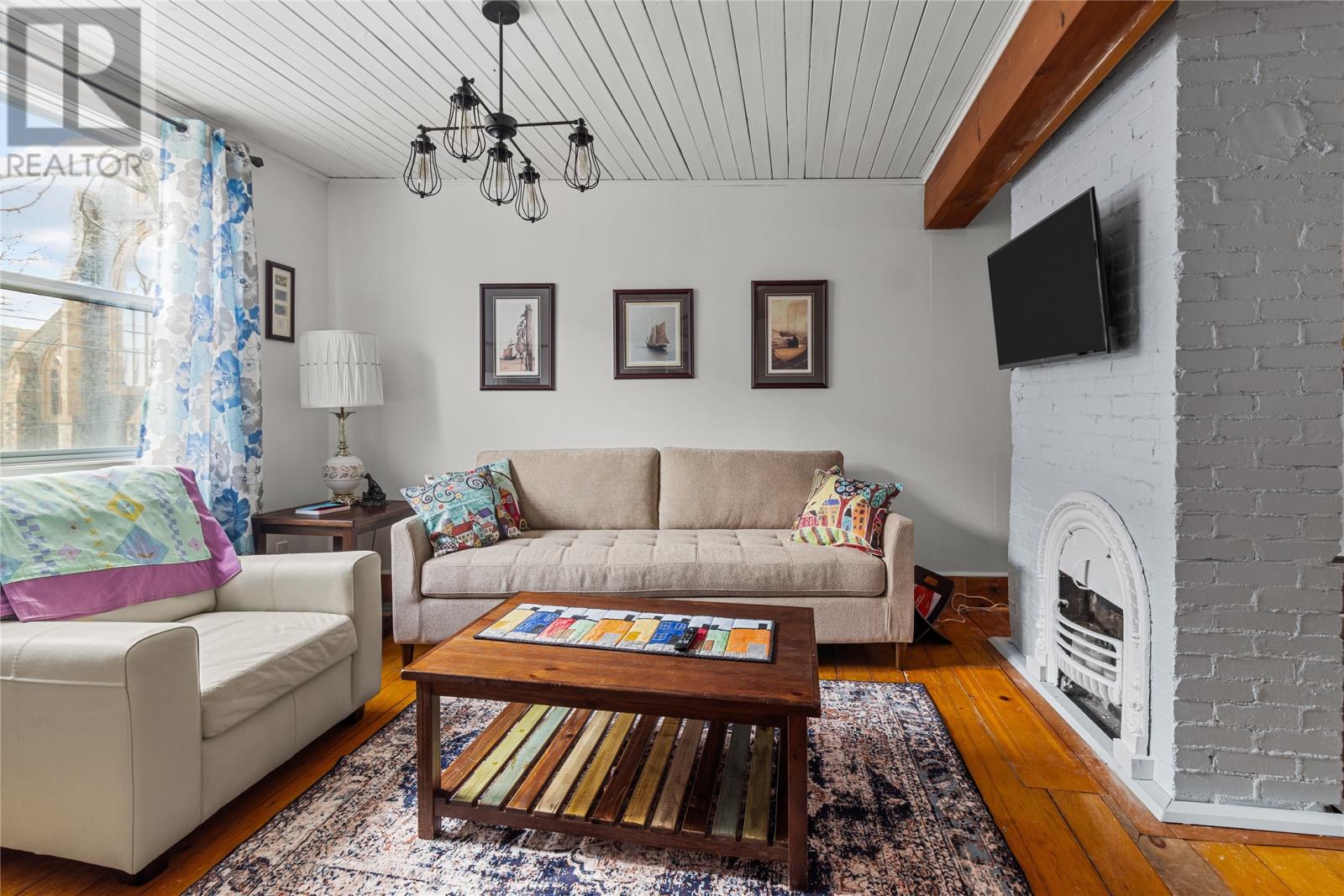 190 Gower Street Property Photo 6