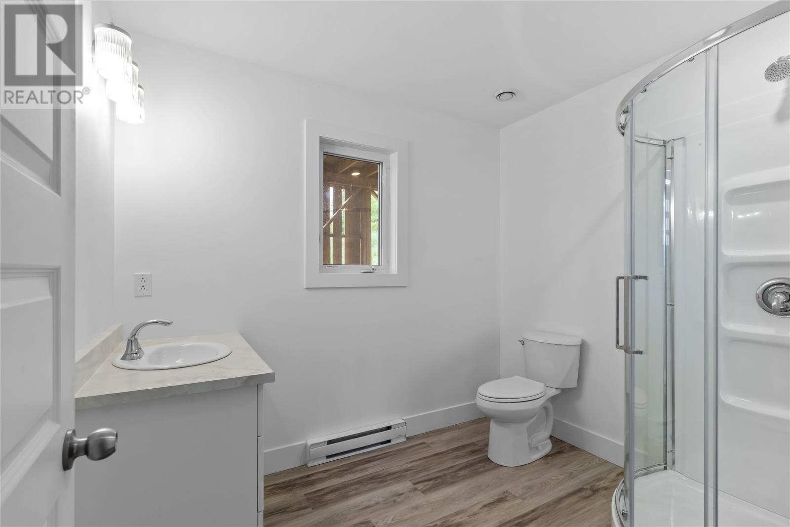 8 Mcgraths Road Property Photo 19