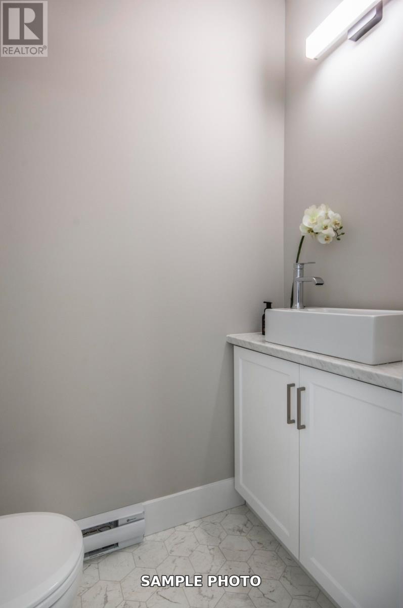 12 Viking Drive Property Photo 14