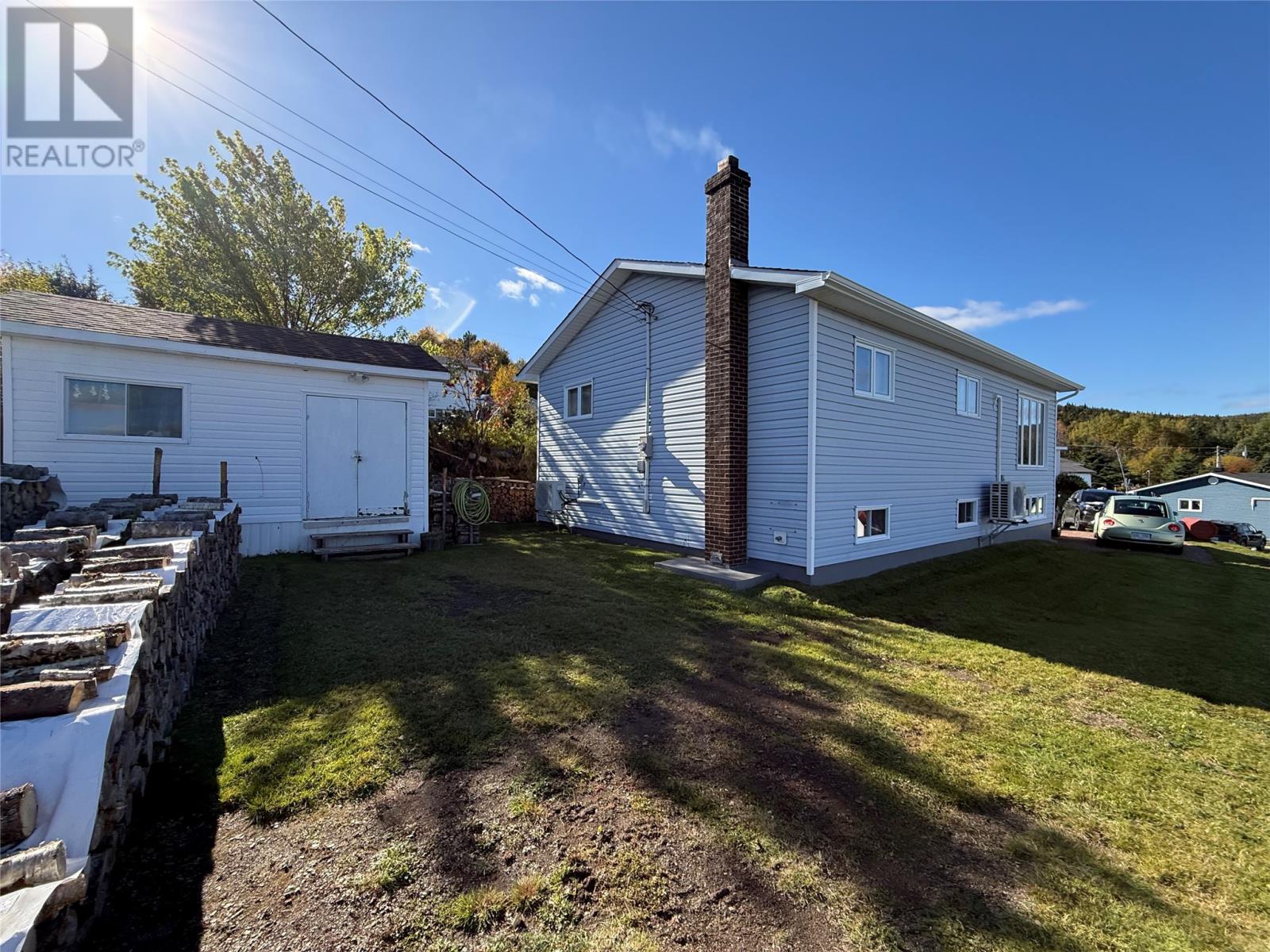 2 & 2a Willcotts Lane Property Photo 1