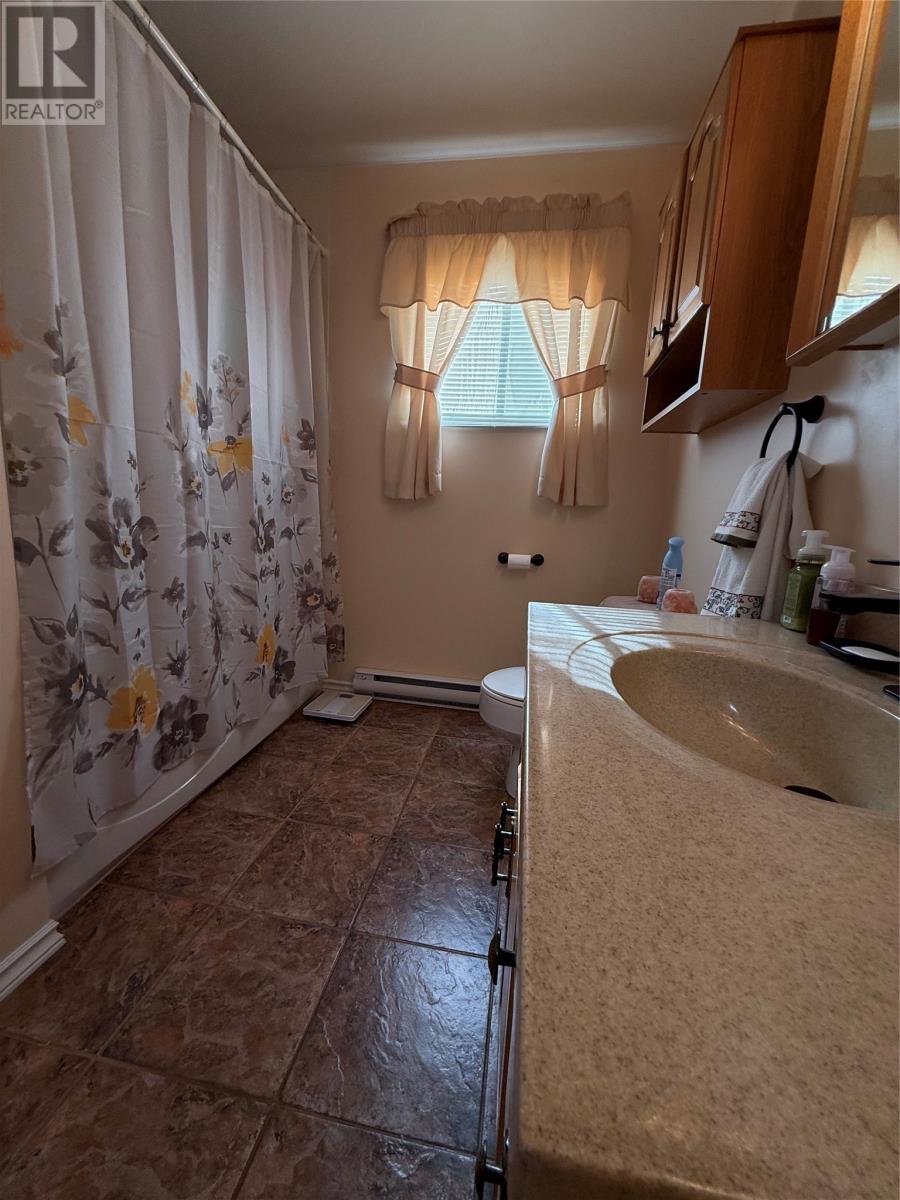 2 & 2a Willcotts Lane Property Photo 7