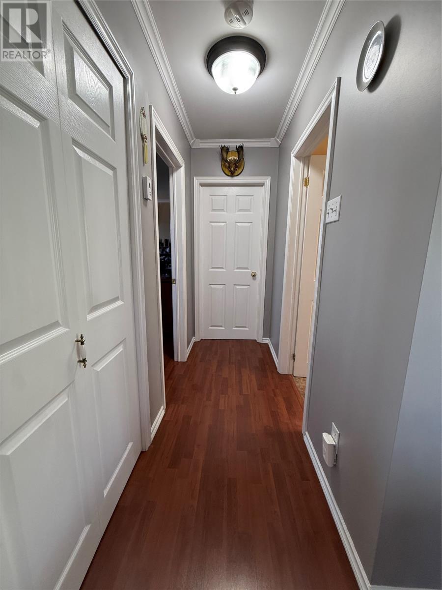 2 & 2a Willcotts Lane Property Photo 8
