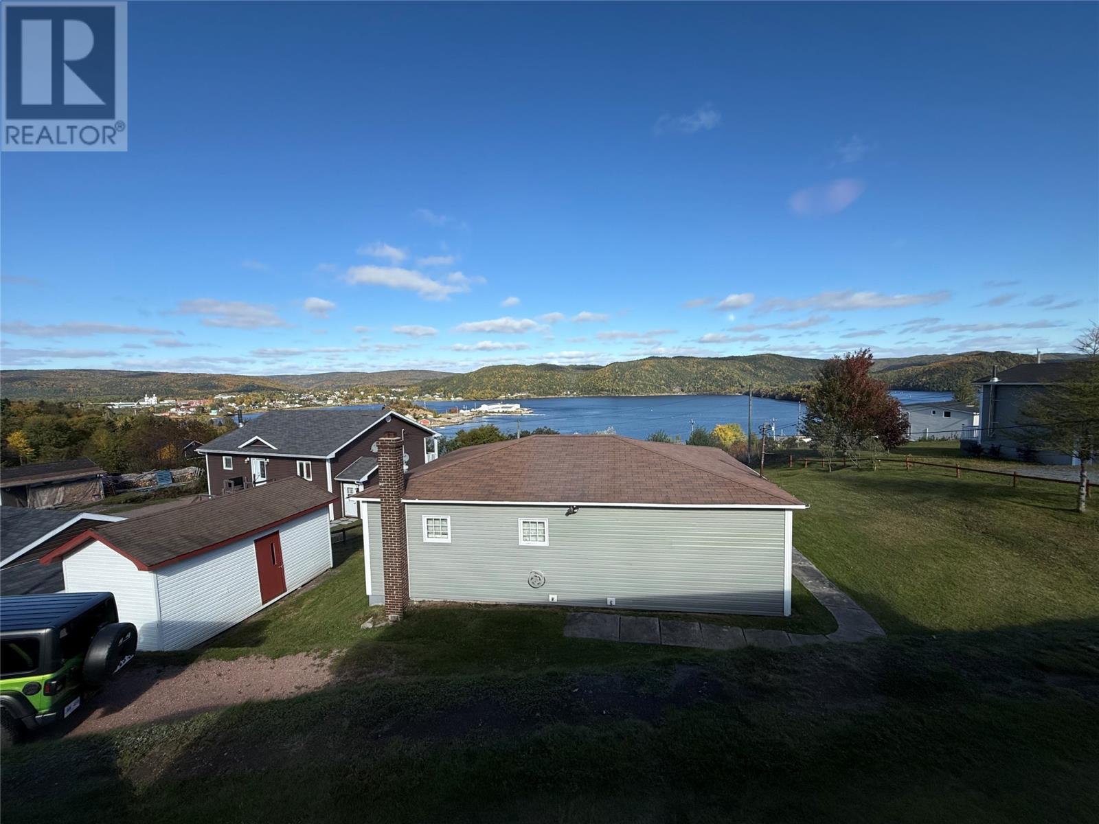 2 & 2a Willcotts Lane Property Photo 18