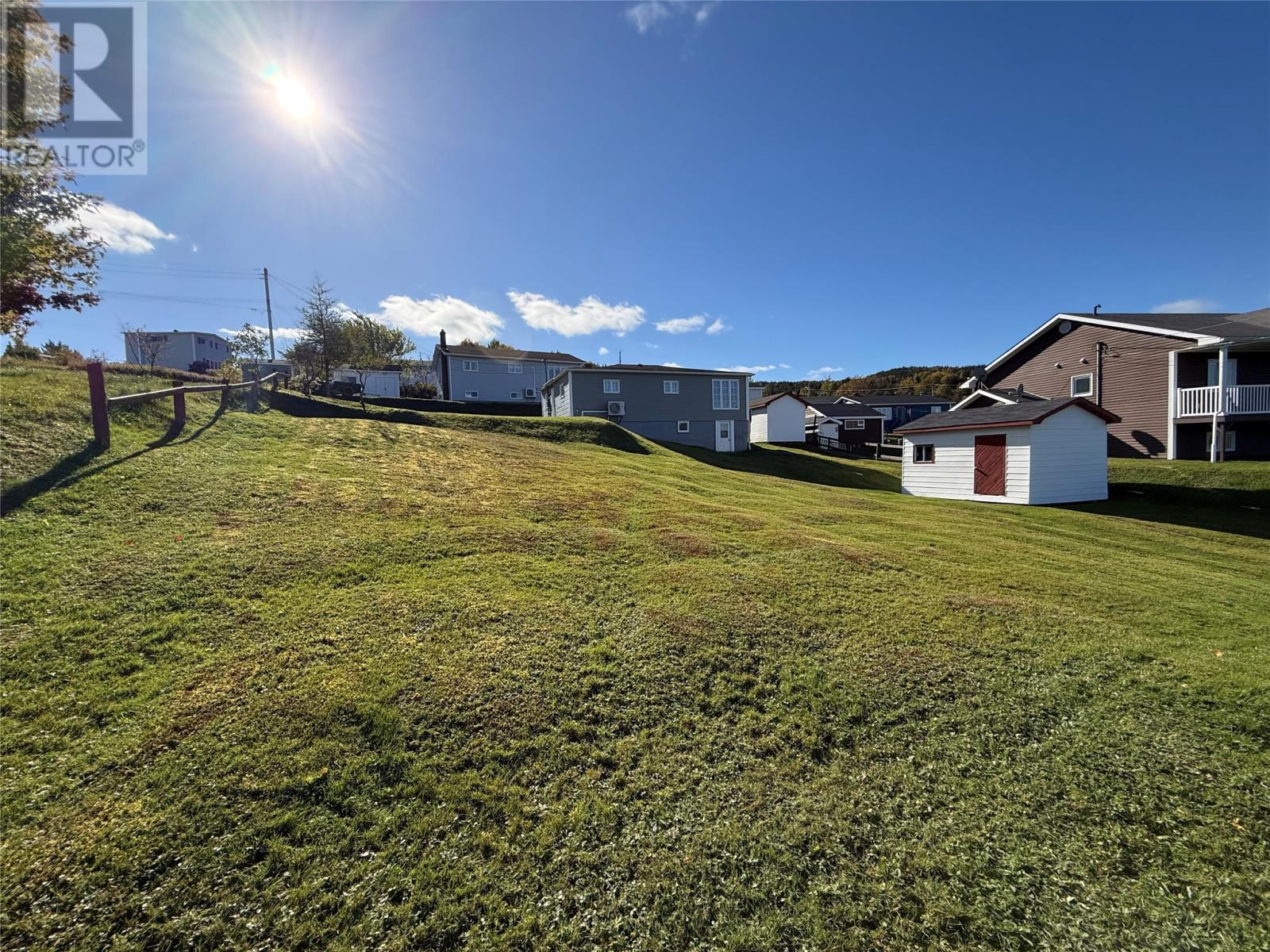 2 & 2a Willcotts Lane Property Photo 23