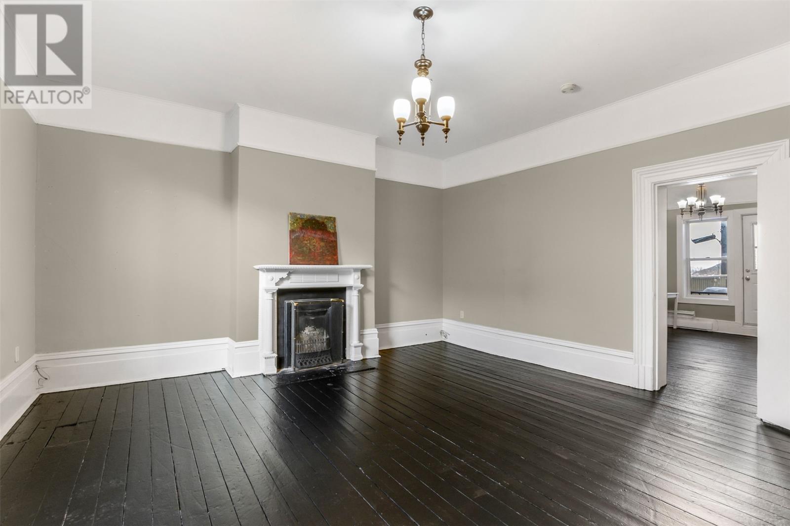 35 Queens Road Property Photo 5
