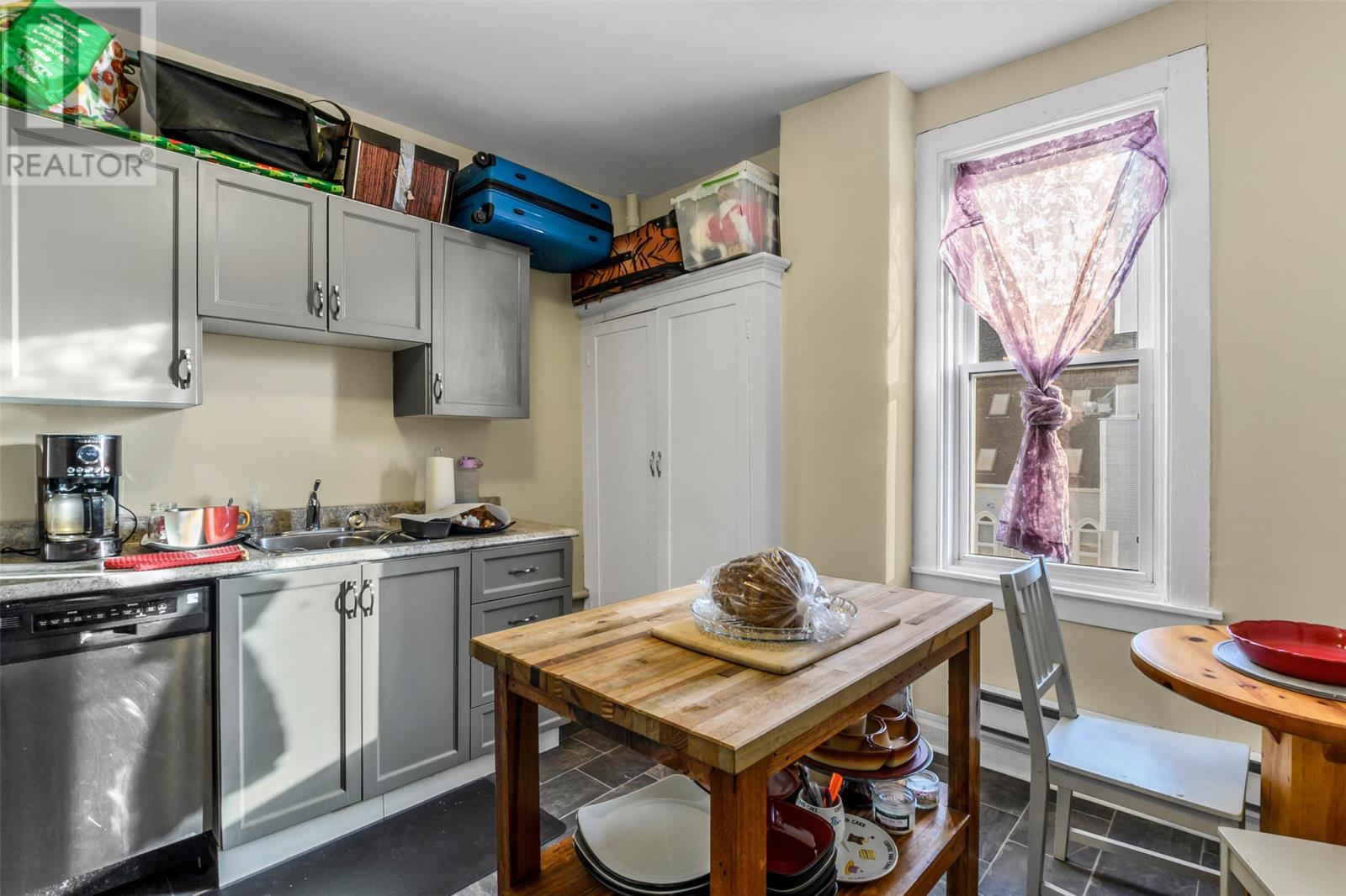 35 Queens Road Property Photo 21