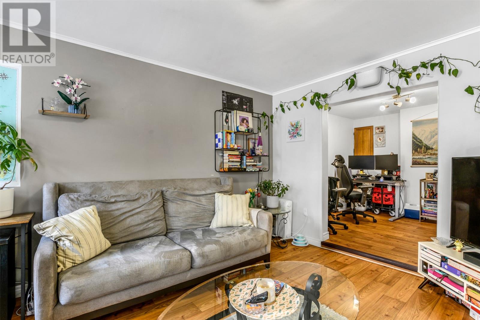 35 Queens Road Property Photo 27