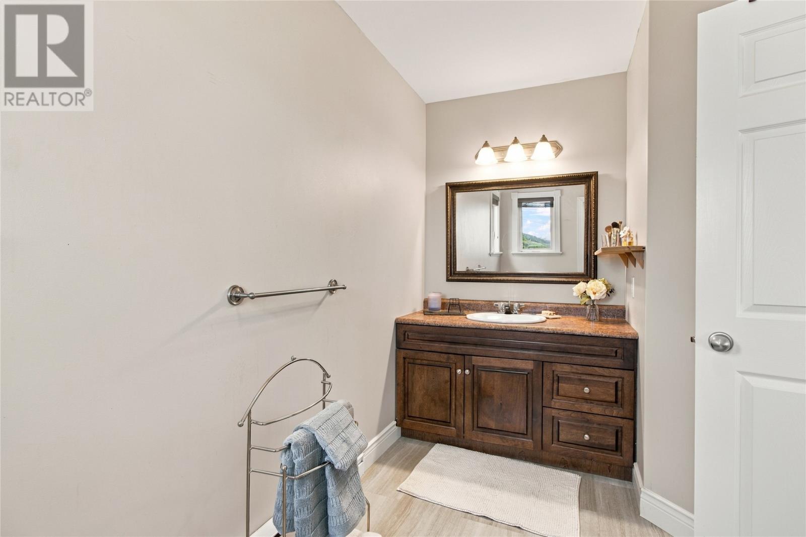 50 Stormont Street Property Photo 19