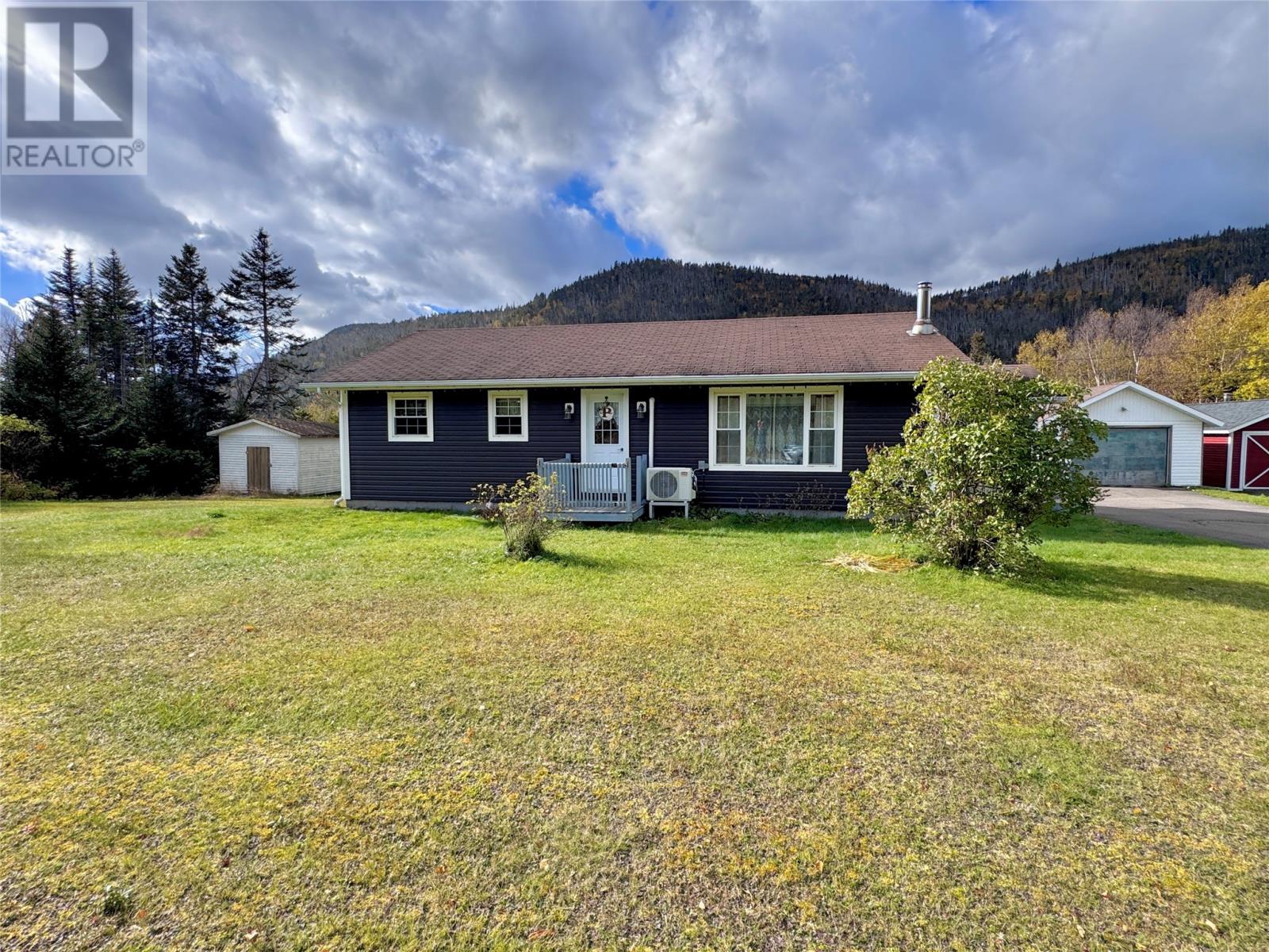 16 Elms Place Property Photo 21