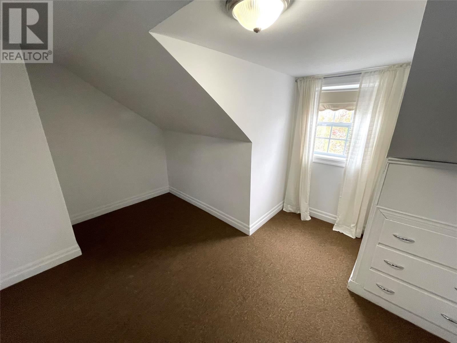 7 Beaumont Avenue Property Photo 18