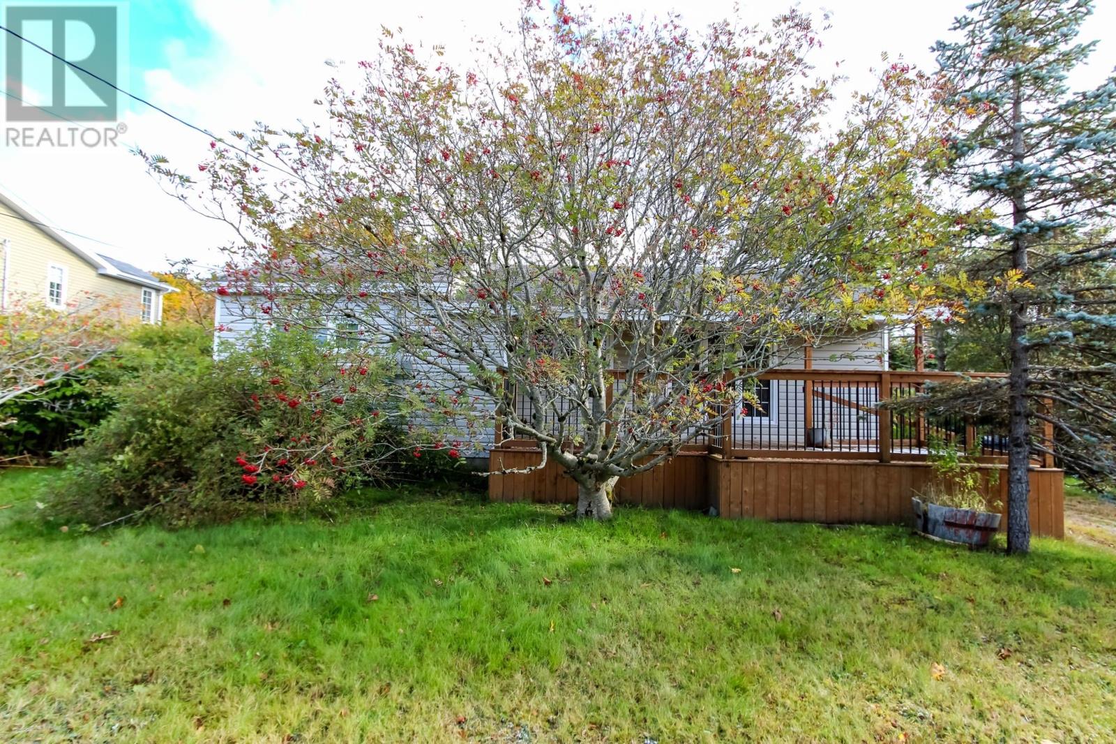 16 Irving Drive Property Photo 1