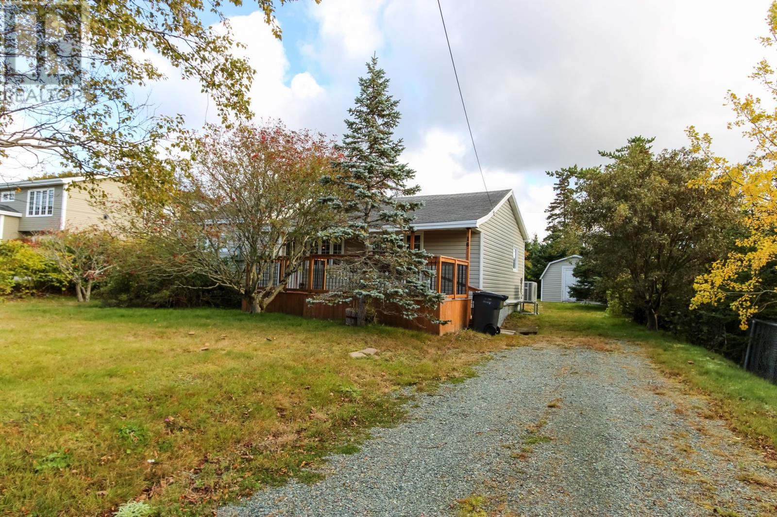 16 Irving Drive Property Photo 3