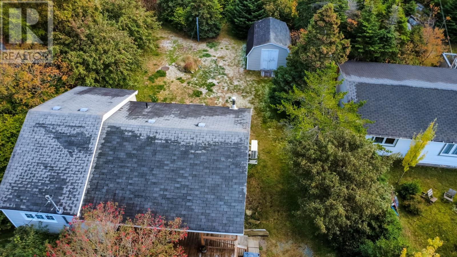 16 Irving Drive Property Photo 11