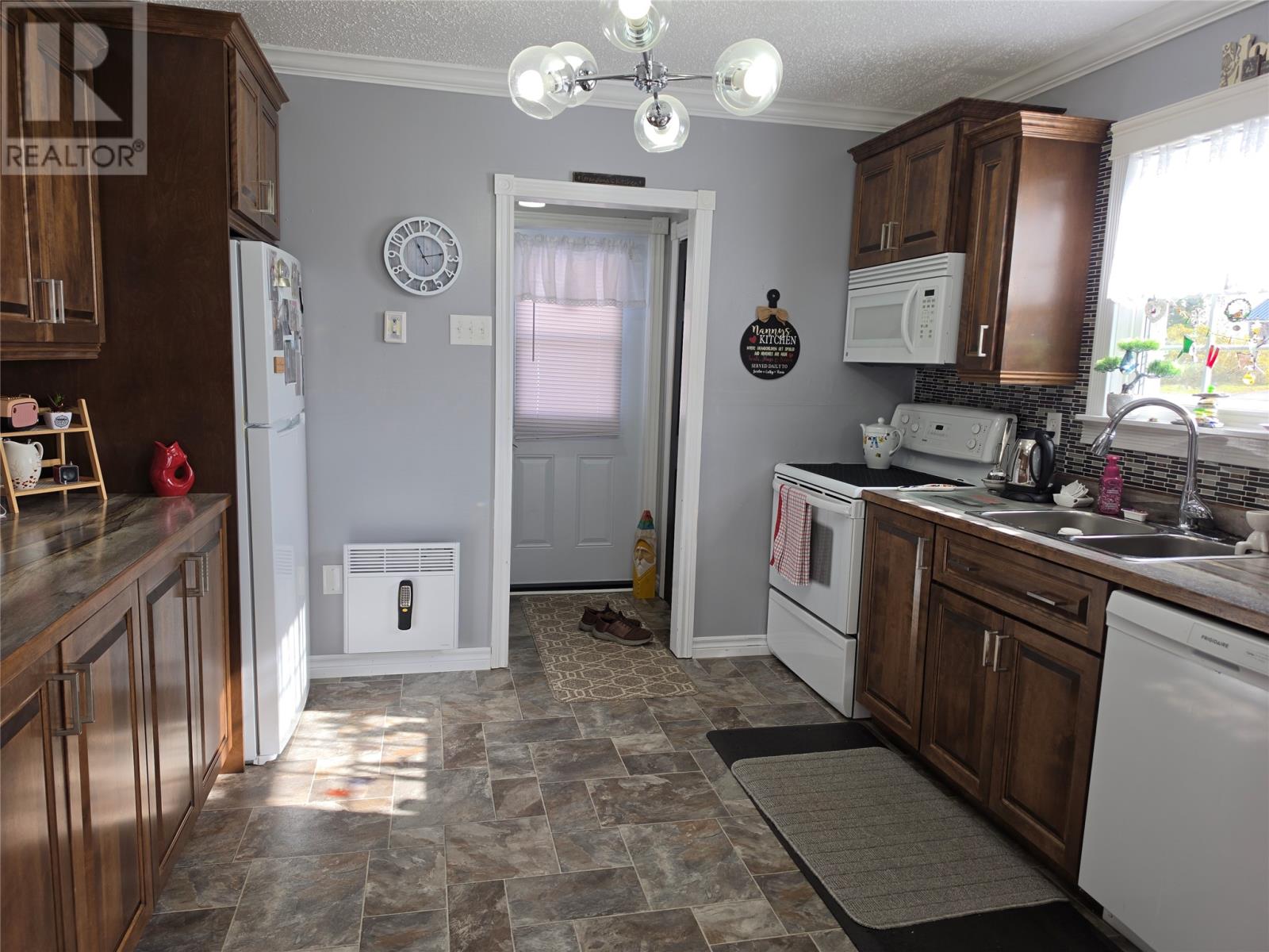 14 Main Street Property Photo 18