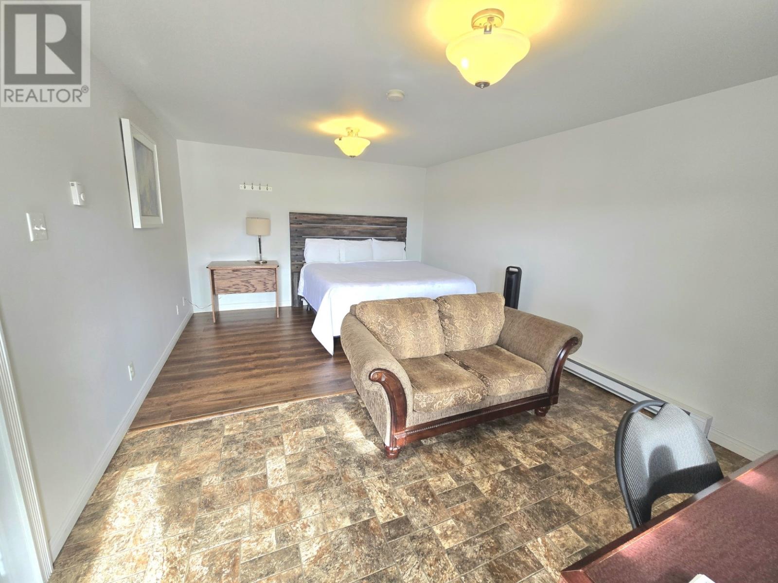 140 Main Street Property Photo 20
