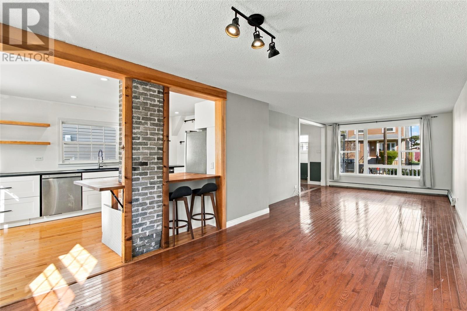 31 Smith Avenue Property Photo 10