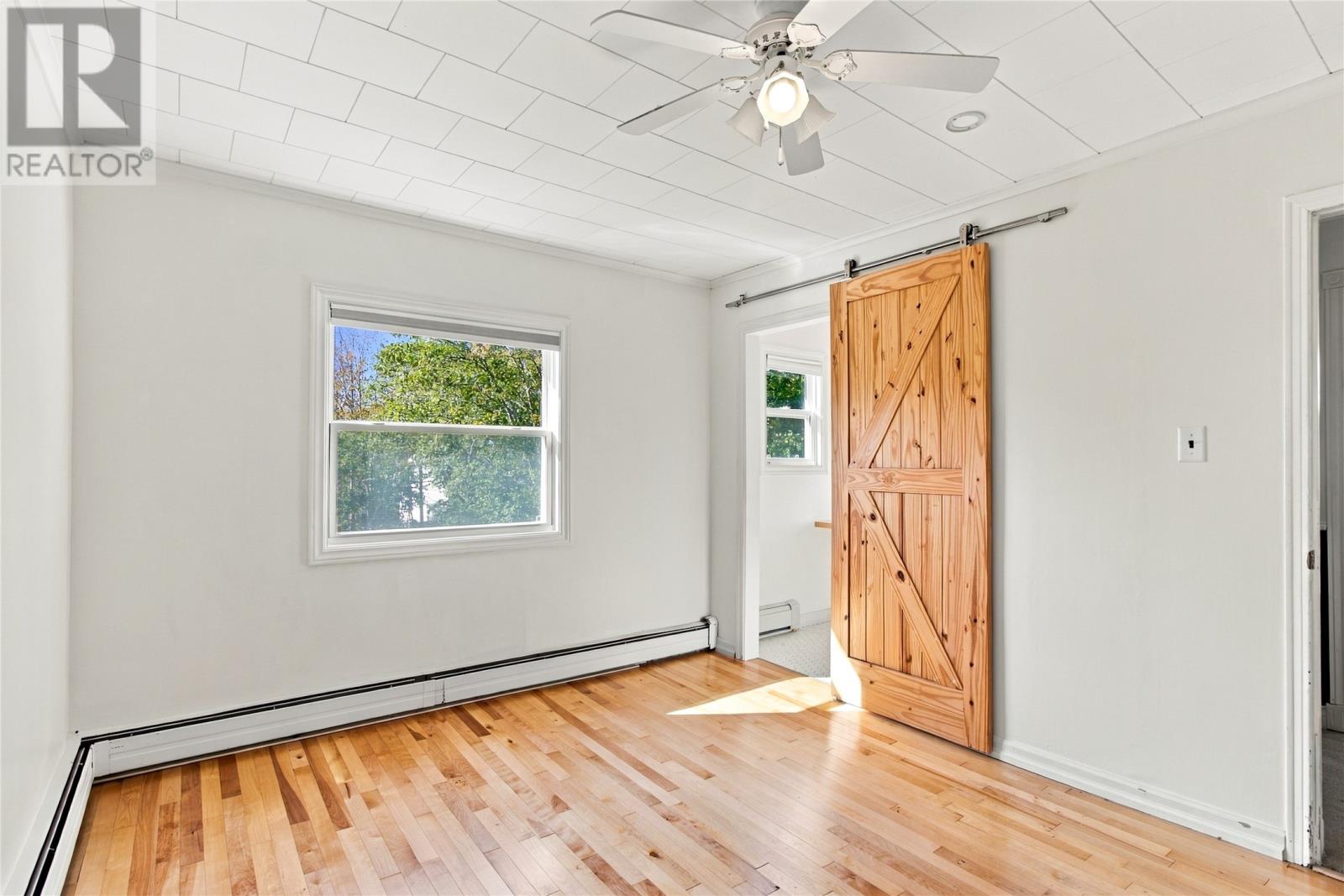 31 Smith Avenue Property Photo 16