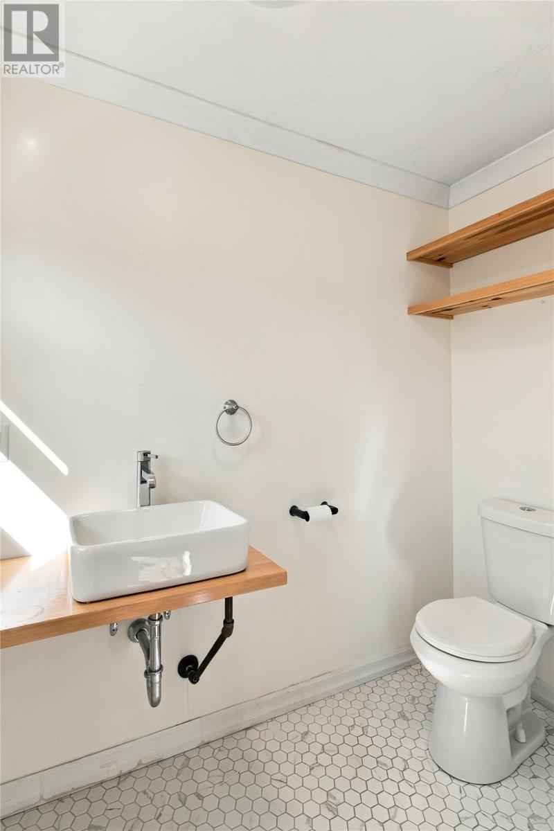 31 Smith Avenue Property Photo 17