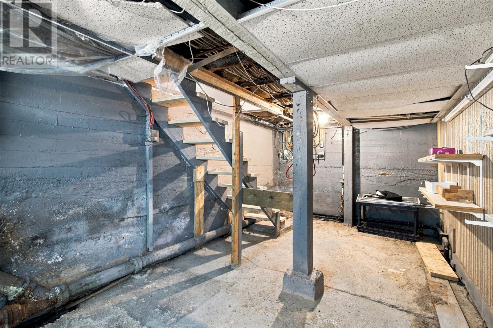 31 Smith Avenue Property Photo 26
