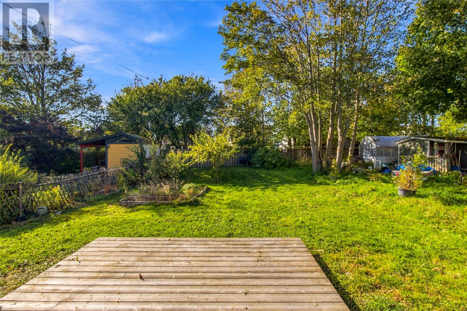 31 Smith Avenue Property Photo 29