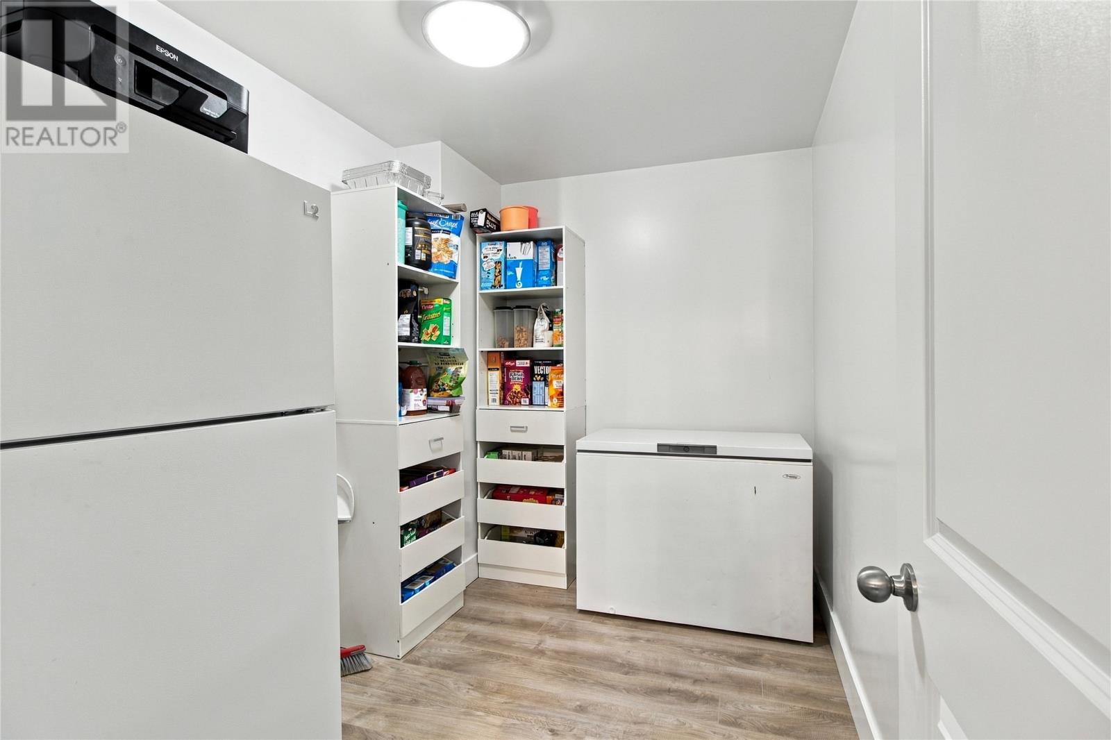 108 Country Drive Property Photo 11