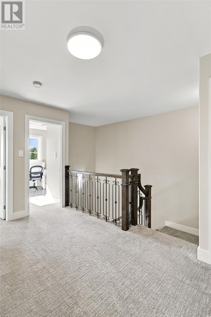 108 Country Drive Property Photo 16