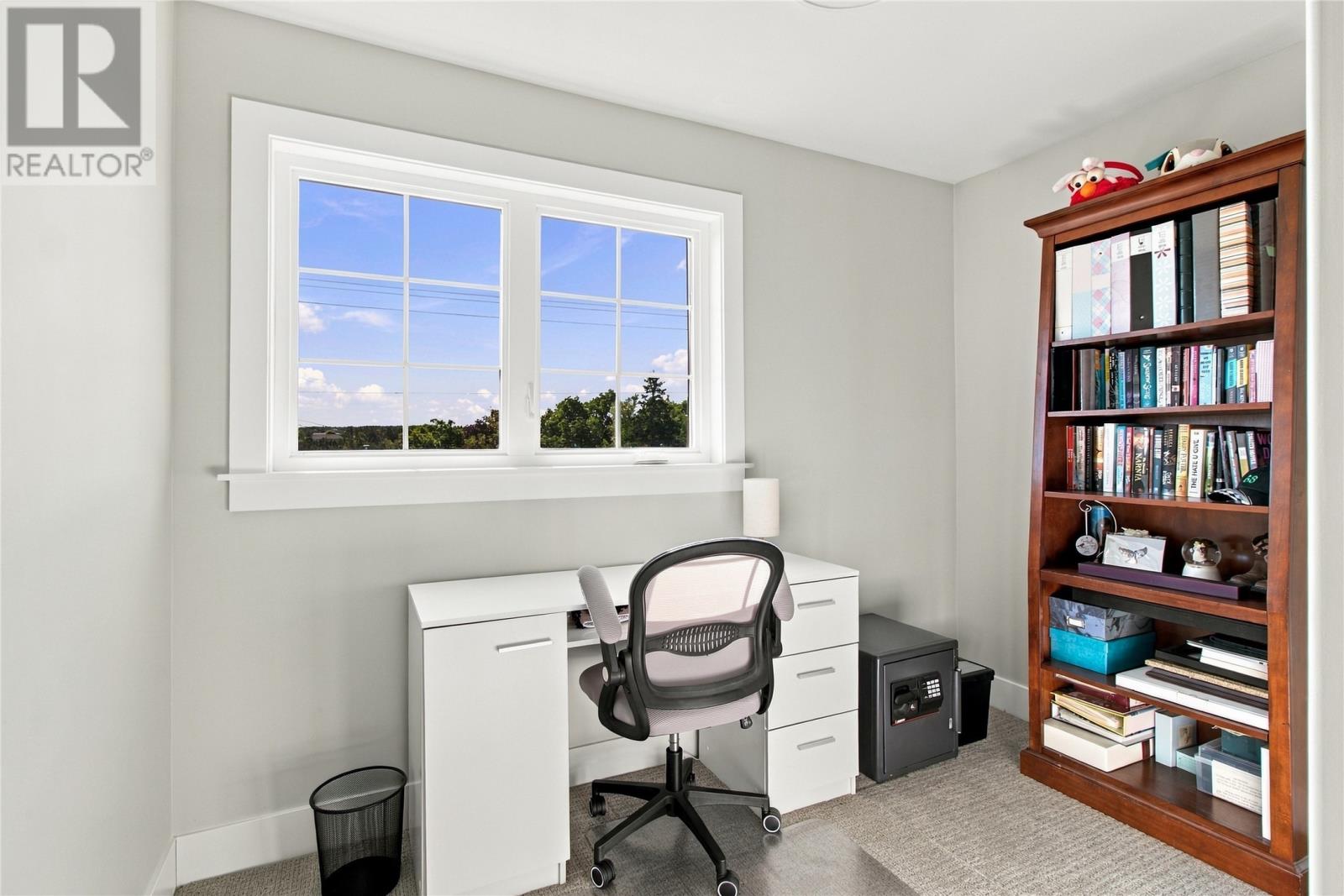 108 Country Drive Property Photo 17