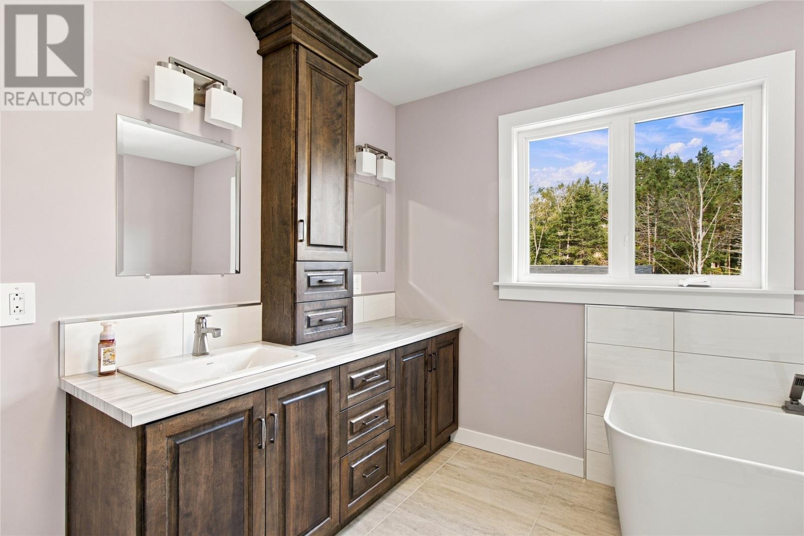 108 Country Drive Property Photo 26