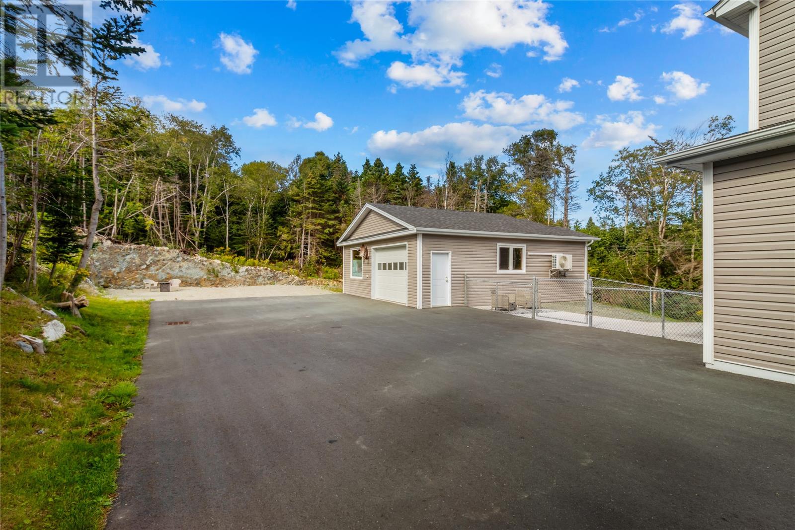108 Country Drive Property Photo 35