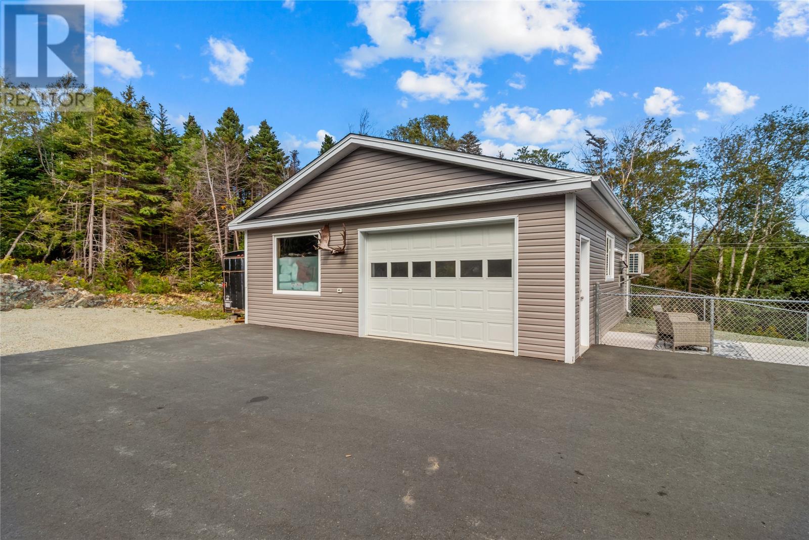 108 Country Drive Property Photo 36