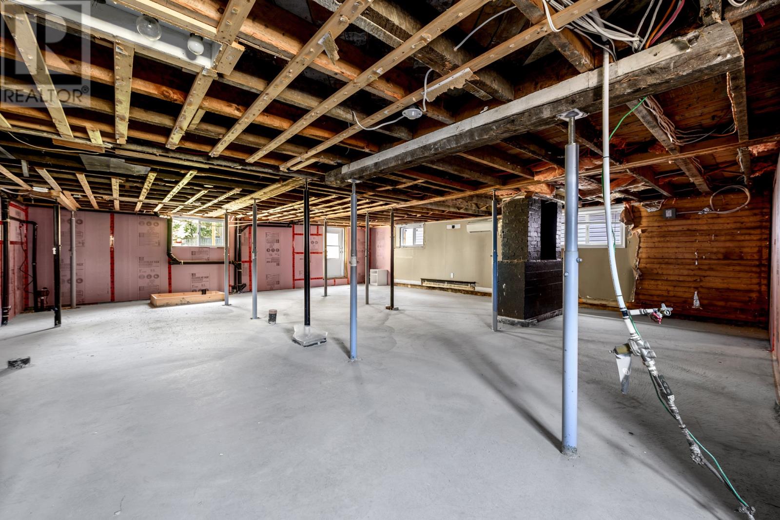 38 Smith Avenue Property Photo 29