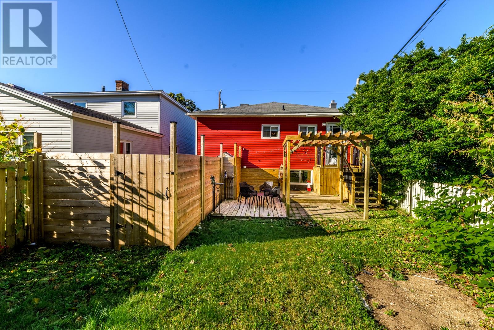 38 Smith Avenue Property Photo 37