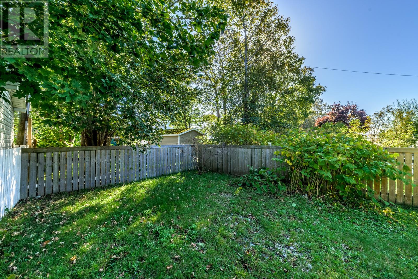 38 Smith Avenue Property Photo 43