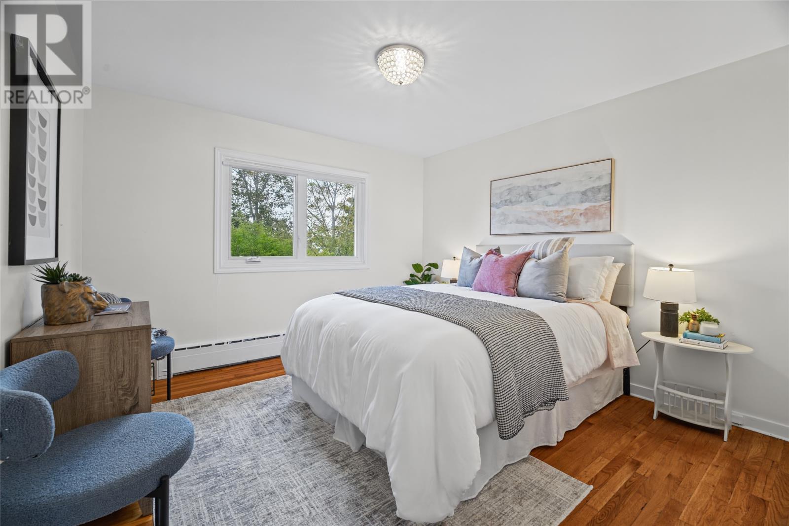 7 Macpherson Avenue Property Photo 18